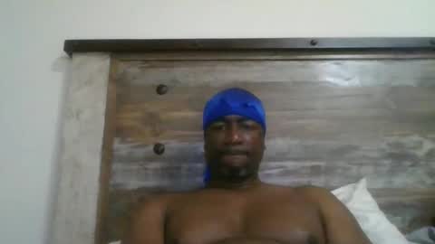 bluuthunder1914 online show from November 21, 12:42 am