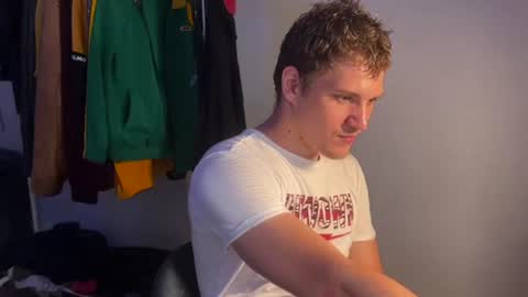 bob_bucks online show from August 4, 8:46 pm
