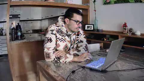 Bobber online show from November 17, 8:17 am