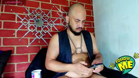 bobby_kbrera online show from October 1, 3:05 pm