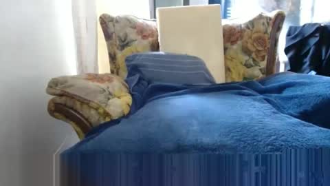 bolbil1 online show from February 17, 2:16 pm