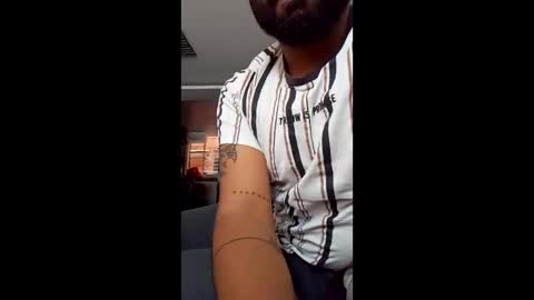 bolivarcuy25 online show from March 16, 3:05 pm