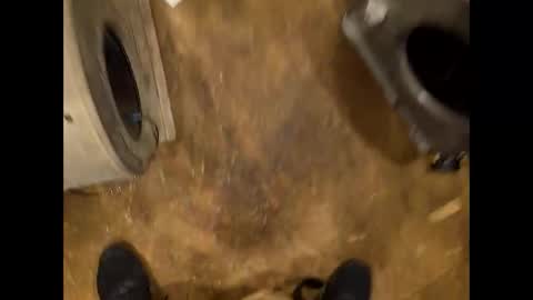 bombinshaman online show from April 18, 6:31 pm