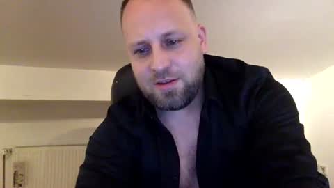 hugo online show from May 29, 3:05 am
