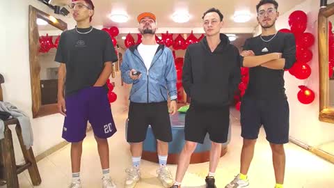 THOMAS AND DAMIAND online show from February 23, 5:39 am