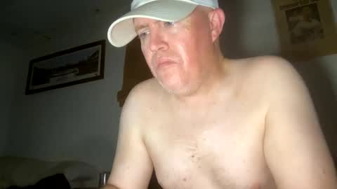 bostonirish45 online show from May 26, 5:58 am