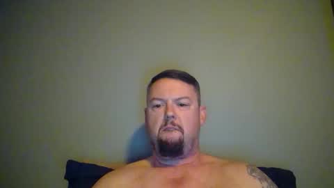 bowtieguy84 online show from April 24, 2:25 am