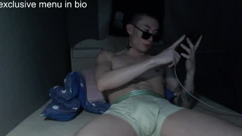 boxman556990 online show from April 17, 6:10 pm