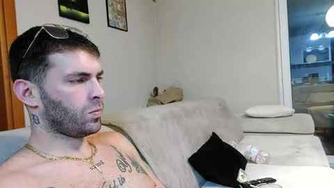 Snapshot of boy_aroundtheworld chatting on October 21, 8:34 pm Dan online show from October 21, 8:34 pm