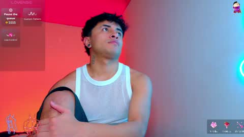 boy_nauthy online show from June 18, 10:15 pm