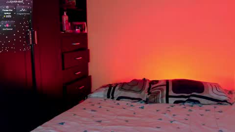 boy_nauthy online show from July 1, 11:59 pm
