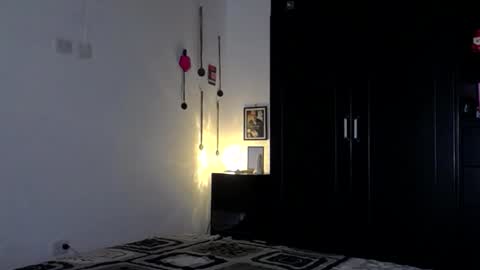 boy_nauthy online show from February 4, 11:00 pm