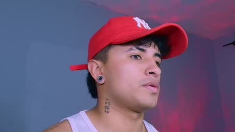 boy_nauthy online show from November 21, 7:13 pm