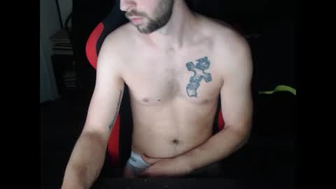 Snapshot of boy_t0y89 chatting on December 6, 6:37 am boy_t0y89 online show from December 6, 6:37 am