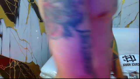 boy_tatto77 online show from February 23, 7:37 pm