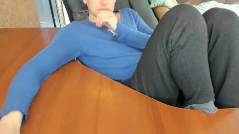 BoyApollon online show from February 6, 10:01 am