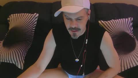 Slutty Stud online show from February 28, 10:28 pm