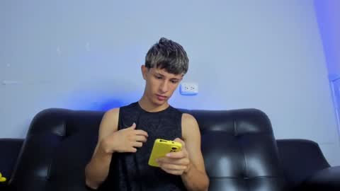 Paul and Max online show from January 25, 7:18 pm