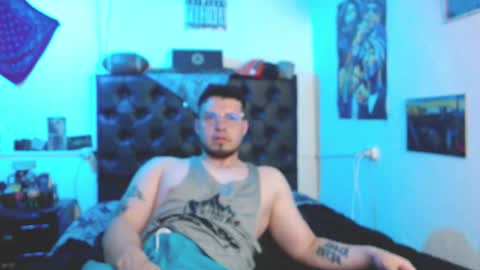 brad hot boy online show from November 14, 7:04 pm