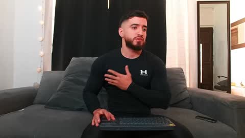 Bradley Martinez online show from December 24, 7:22 pm