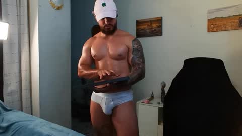 Bradley Martinez online show from September 26, 10:07 pm