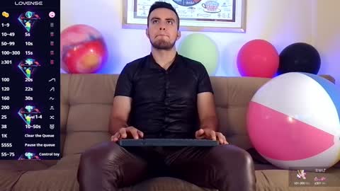 Bradley Colton Independ Model online show from December 8, 5:01 pm