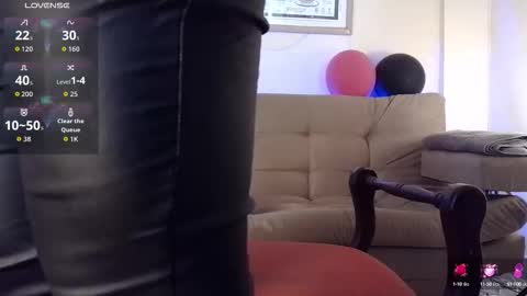 Bradley Colton Independ Model online show from October 9, 3:28 pm