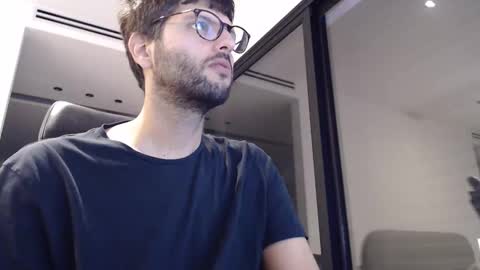 brads online show from December 4, 6:17 pm