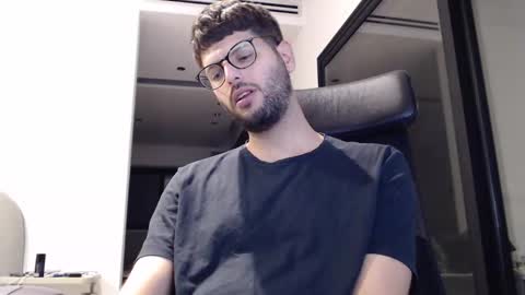 brads online show from December 10, 4:38 pm