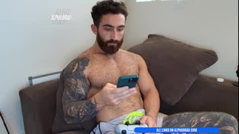 bradtrainn online show from July 1, 6:52 pm