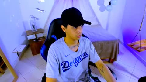 B R A N D online show from December 15, 5:37 am