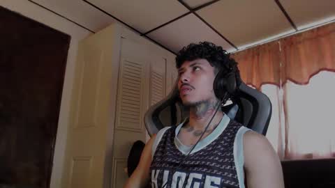 brasi_ online show from February 20, 5:48 pm