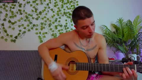 Johny Bravo online show from November 6, 1:36 pm