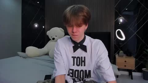 Snapshot of braxiboy chatting on February 26, 8:59 am Brax online show from February 26, 8:59 am