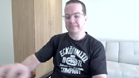 Brett online show from April 27, 11:51 am