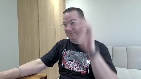 Brett online show from December 15, 1:41 pm