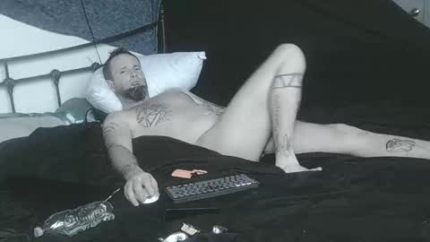 Snapshot of briggssy chatting on February 19, 12:55 pm Fucking yummy online show from February 19, 12:55 pm