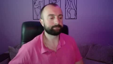 brindlefly69 online show from June 2, 10:49 am