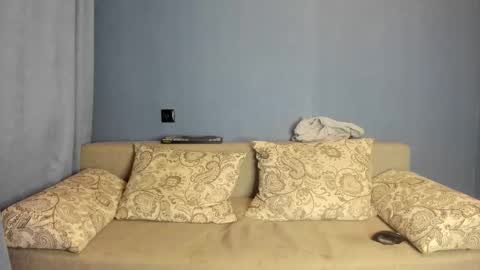 bristlebback online show from October 19, 7:06 pm