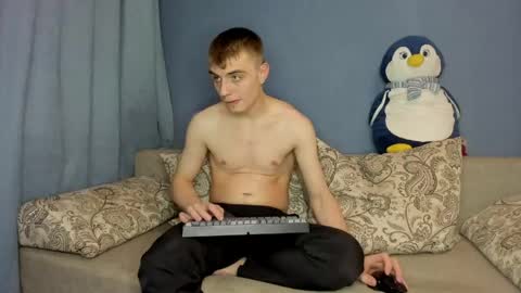 bristlebback online show from May 27, 4:37 pm
