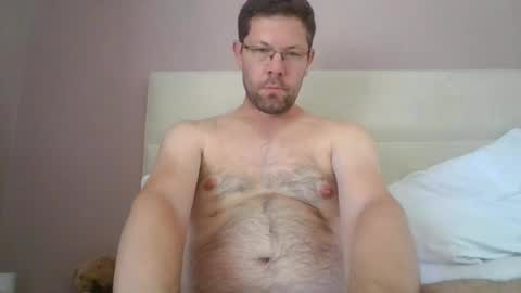 britguy6985 online show from June 19, 11:59 am