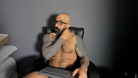 brockhurn_ online show from May 27, 2:19 am