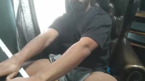 brownbd32 online show from February 22, 4:59 pm