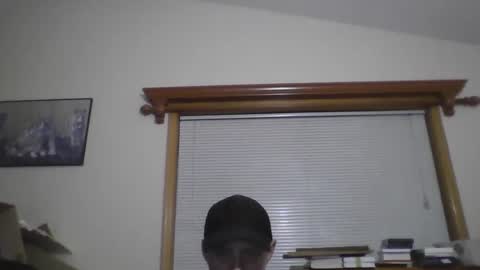 browndog5580 online show from December 18, 3:15 am