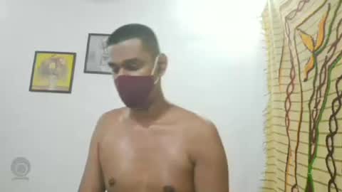 brownguy2505 online show from October 20, 4:16 am