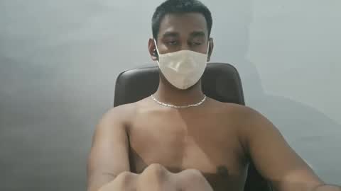 brownguy2505 online show from November 6, 6:22 pm