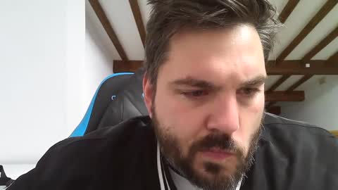 Bruce Wayne online show from January 2, 5:35 am