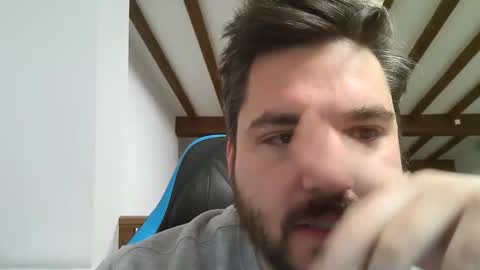 Bruce Wayne online show from December 31, 6:05 am