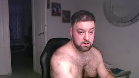 Bruce online show from December 16, 3:32 pm