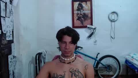 brucewayne1_ online show from October 15, 5:42 pm